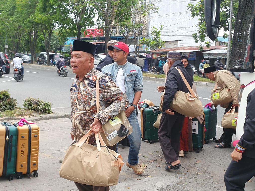 KEDATANGAN JAMAAH TAKENGON