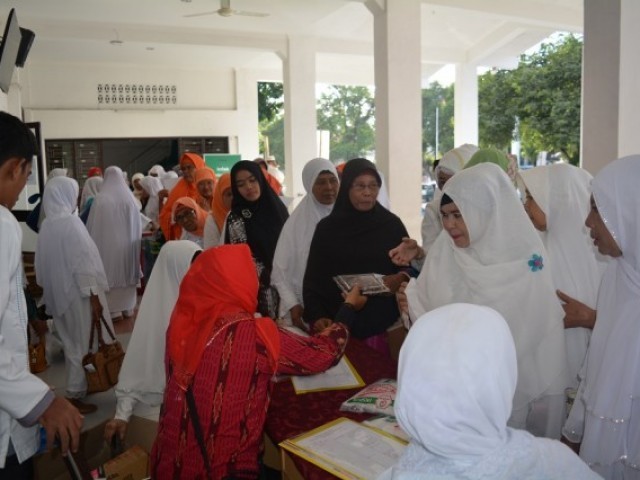 Shalat Tasbih di Masjid Agung Medan