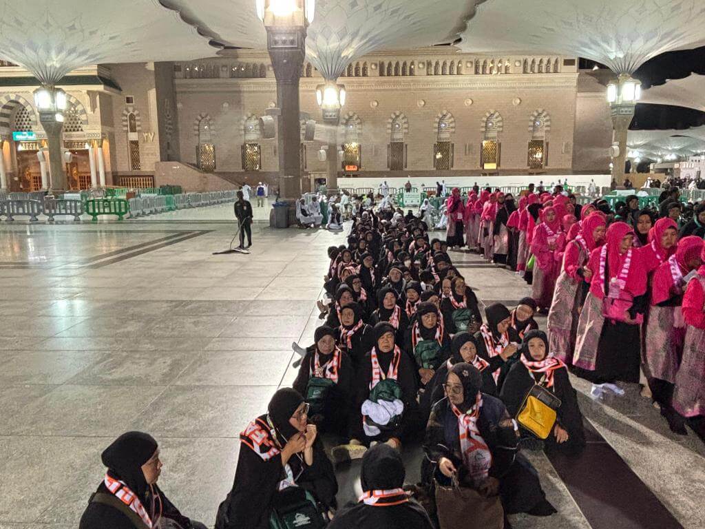 Foto Umroh Jamaah FKMT 29 September 2024