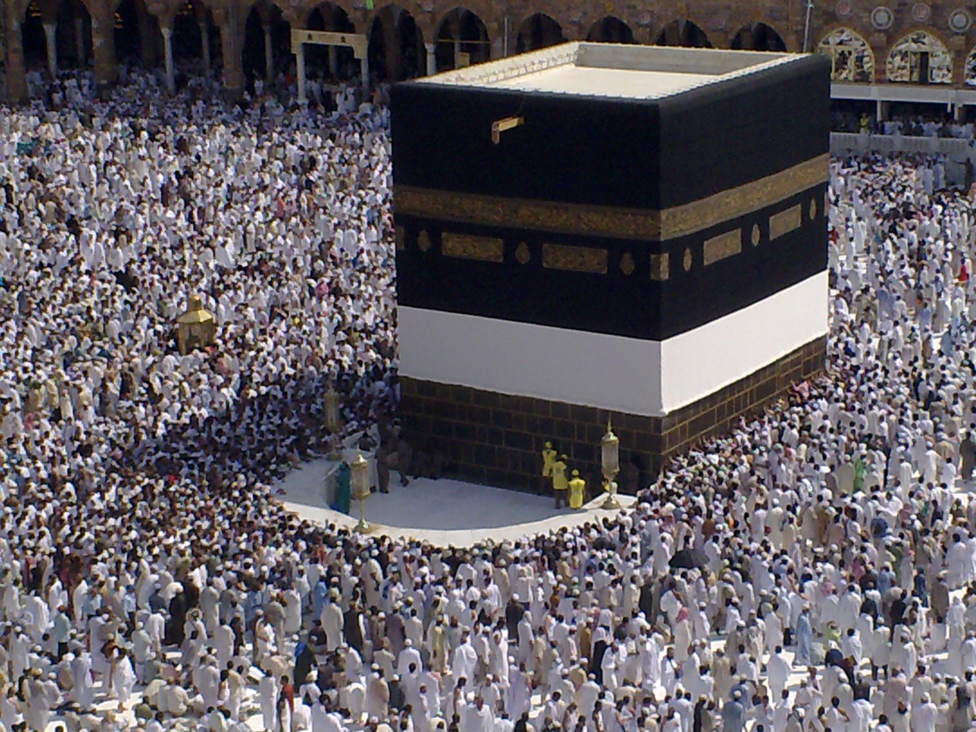 Last_call_for_Hajis_-_Flickr_-_Al_Jazeera_English.jpg