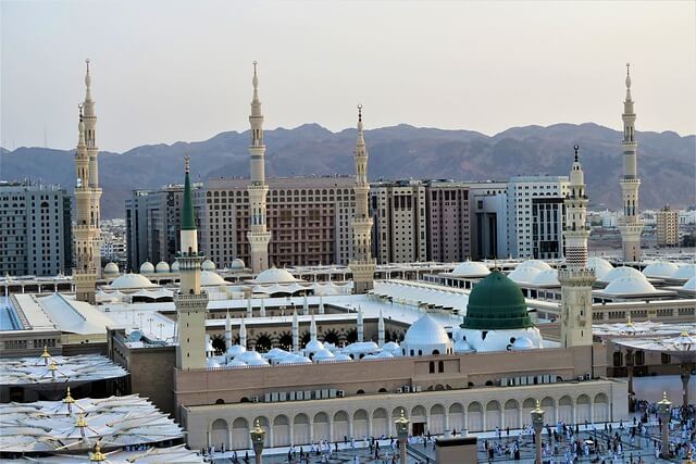 masjid-nabawi-3341739_640.jpg