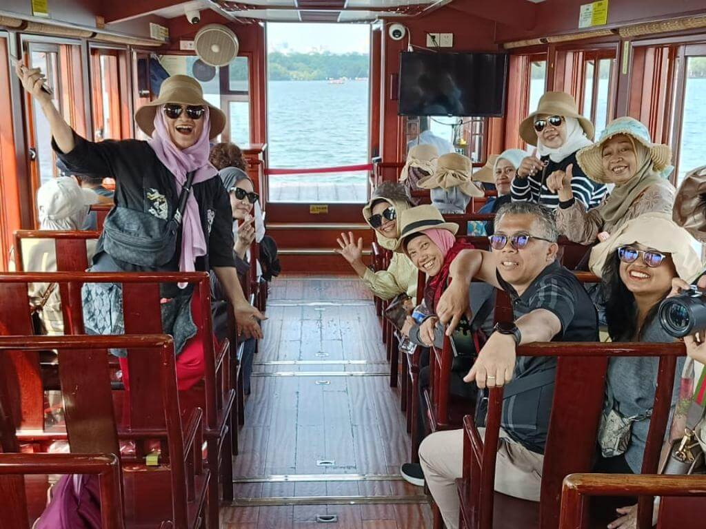 Wuzhen Water Town-Dongzha muslimtravel.id