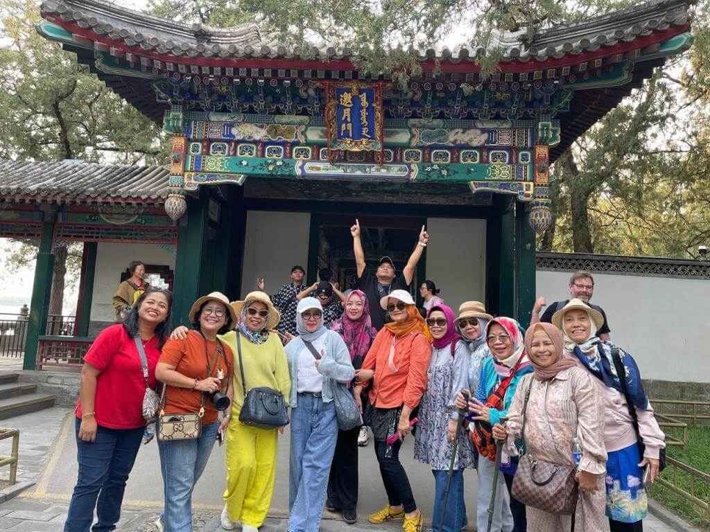 Beijing shanghai 24 mei 2025 muslimtravel.id