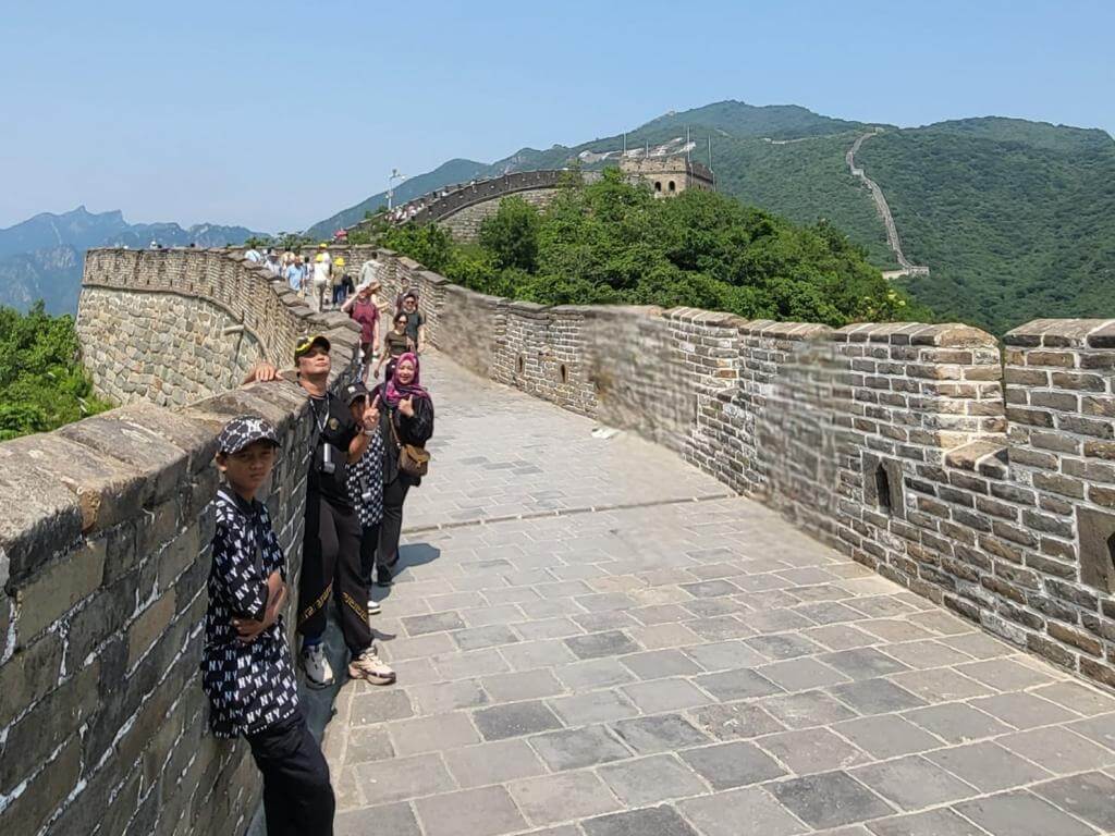 Beijing shanghai 24 mei 2025 muslimtravel.id