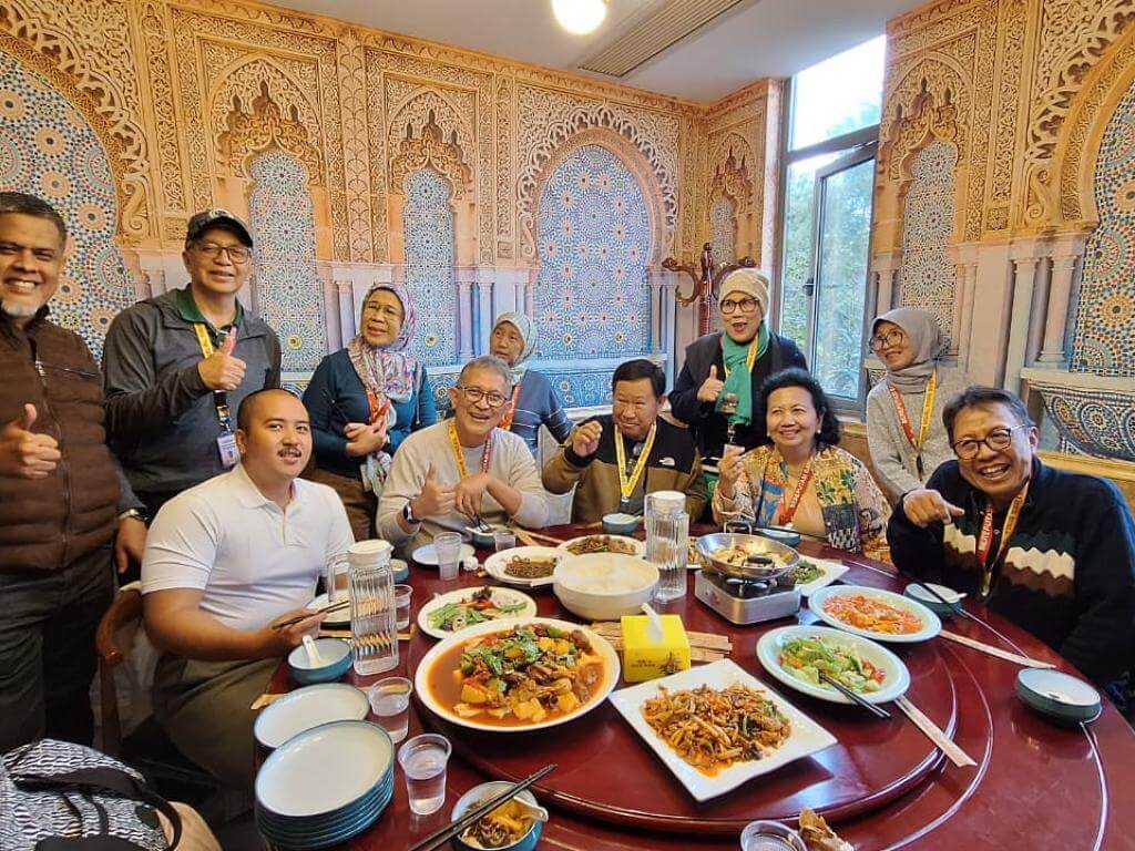 xinjiang muslimtravel.id november 2025