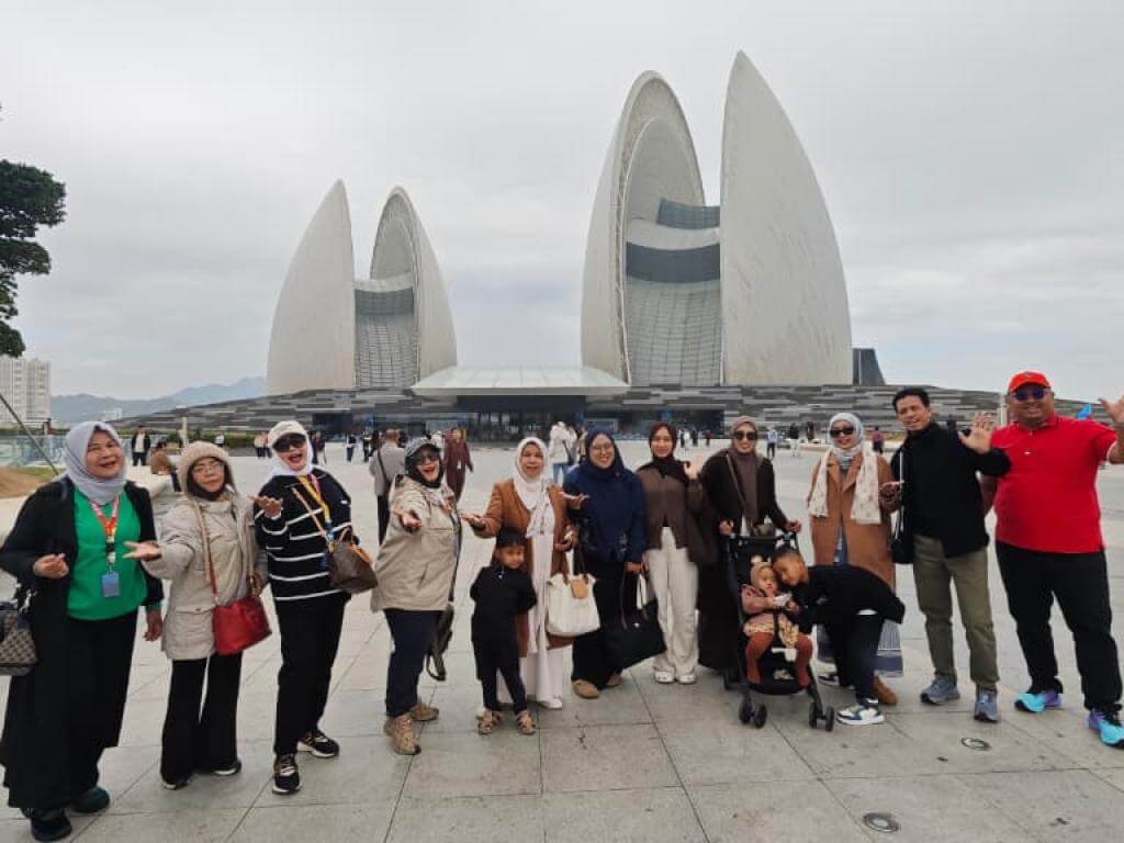 MACAU GUANGZHOU SHENZHEN ZHUHAI MUSLIMTRAVEL.ID 2025