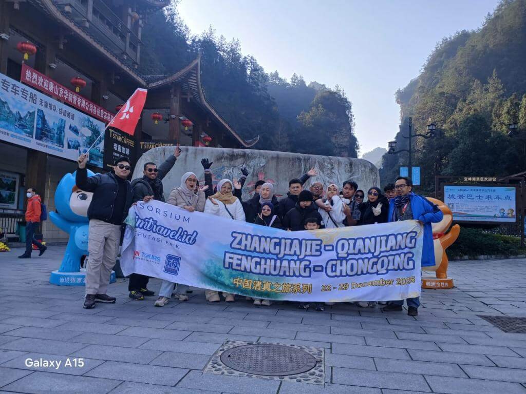 ZHANGJIAJIE CHONGQING 22 DESEMBER 2025 MUSLIMTRAVEL.ID