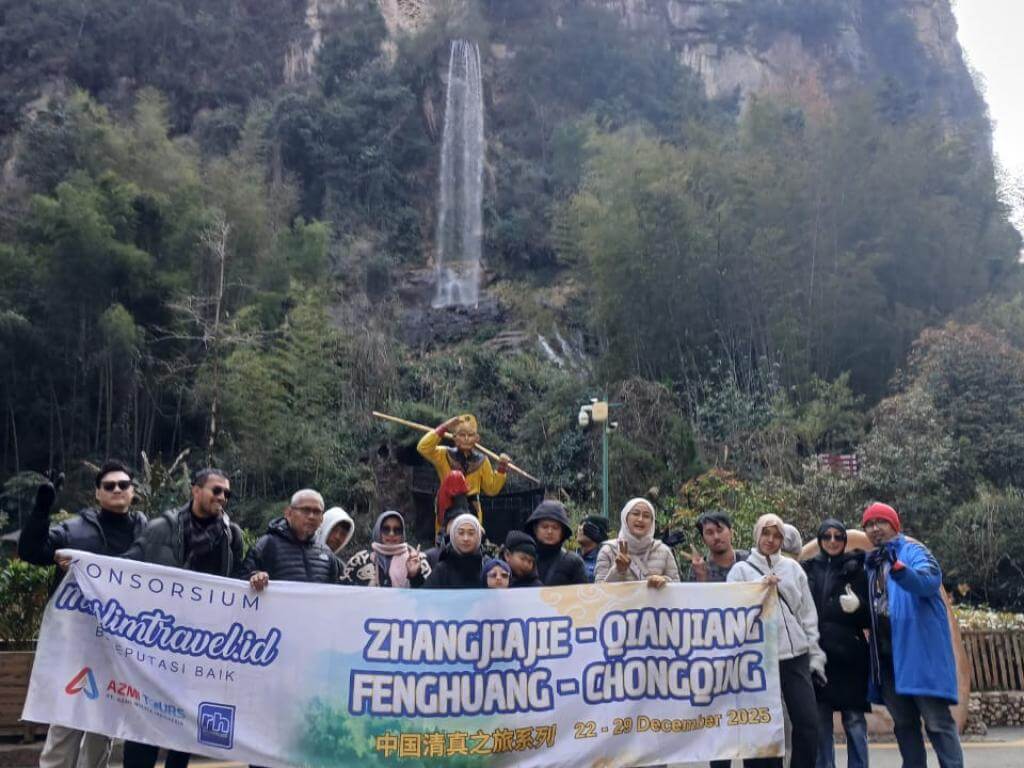 ZHANGJIAJIE CHONGQING 22 DESEMBER 2025 MUSLIMTRAVEL.ID