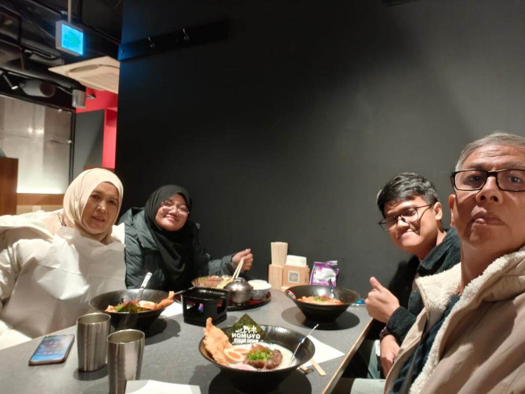 Jepang Golden Route Shirakawago, 24 Des 2025 muslimtravel.id