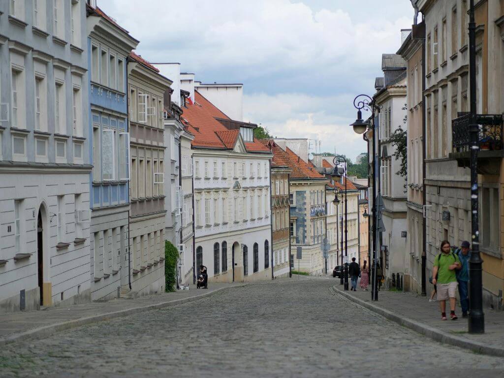 Flyer paket Produk New Umrah 2025 (WEB) (7).jpg