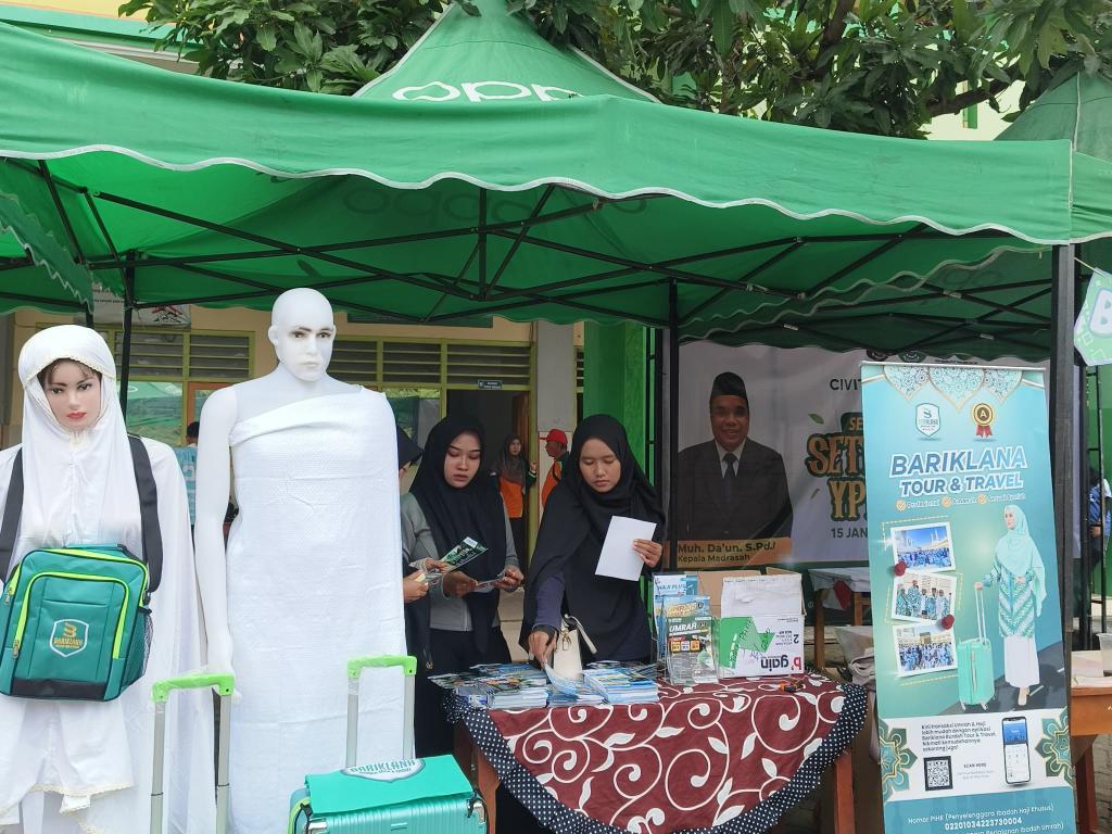 stand Bariklana Tour