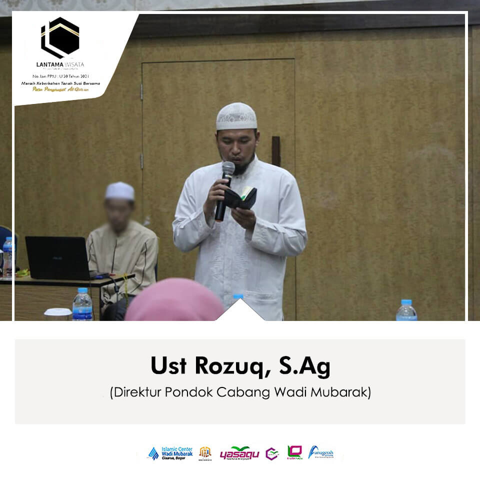 pembimbing-umroh-lantama-wisata-ustadz-rozuq.jpg