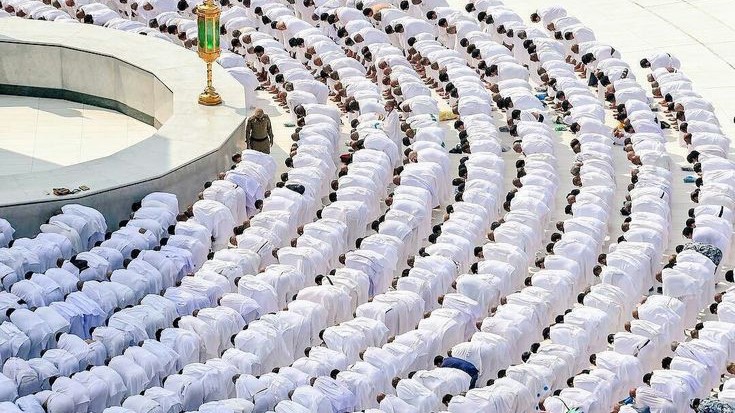 jamaah umrah seluruh dunia di masjidil haram.jpg