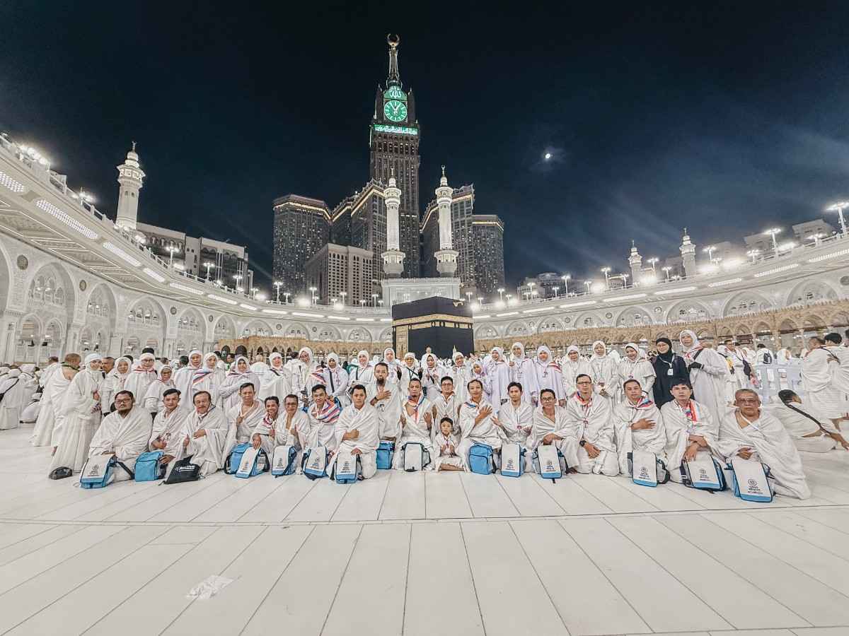banner photo travel haji dan umroh.jpg