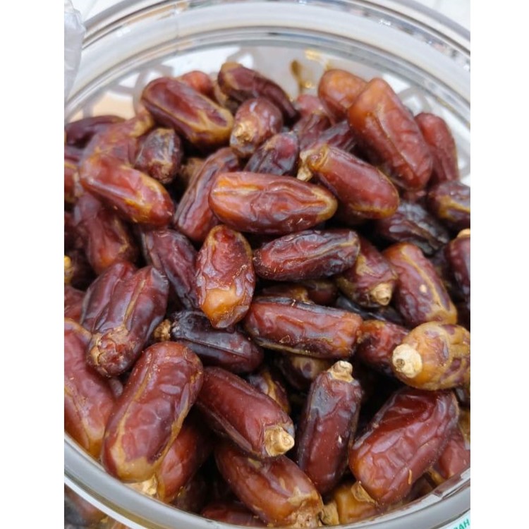 kurma mabroom.jpg