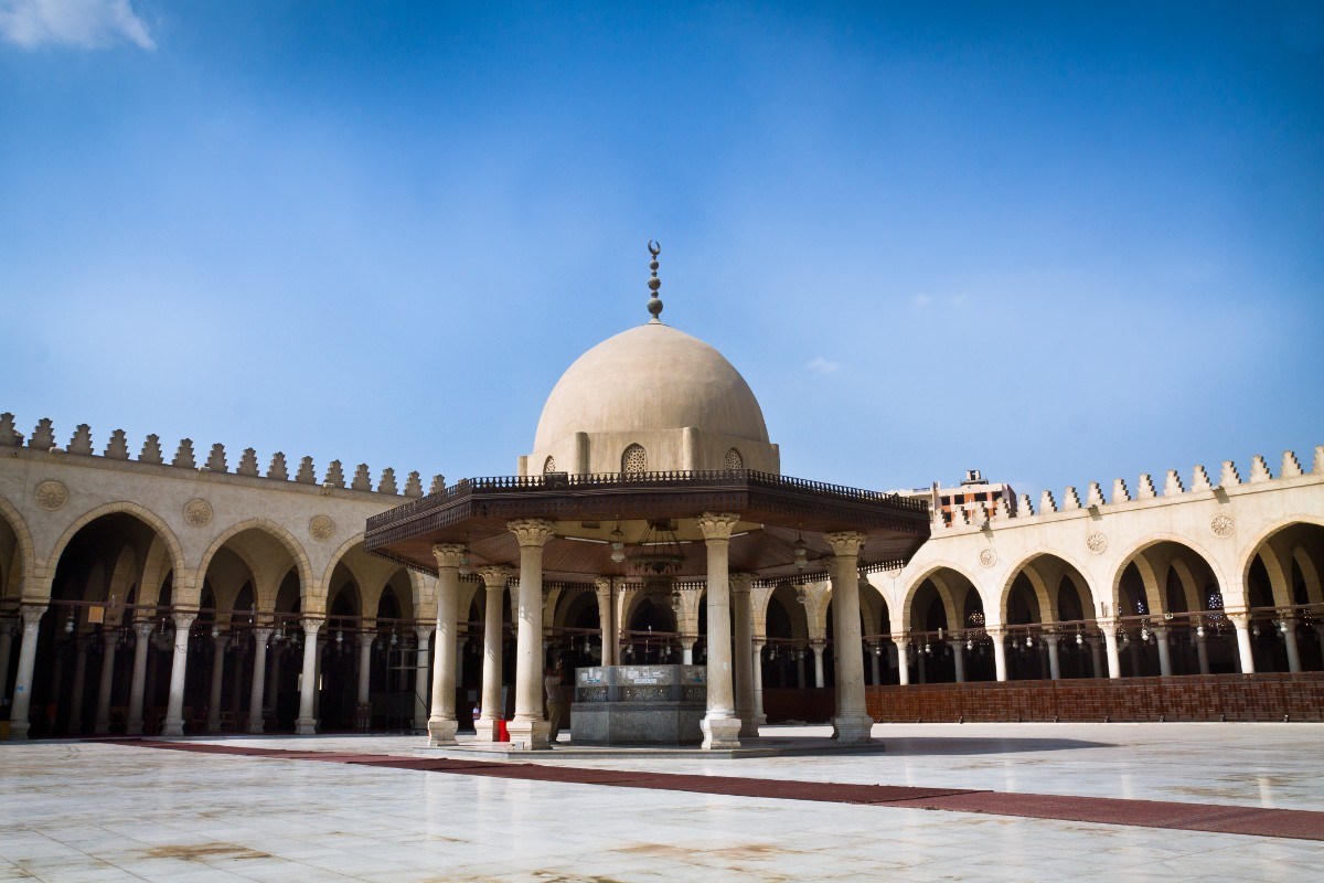 masjid amru bin ash.jpg