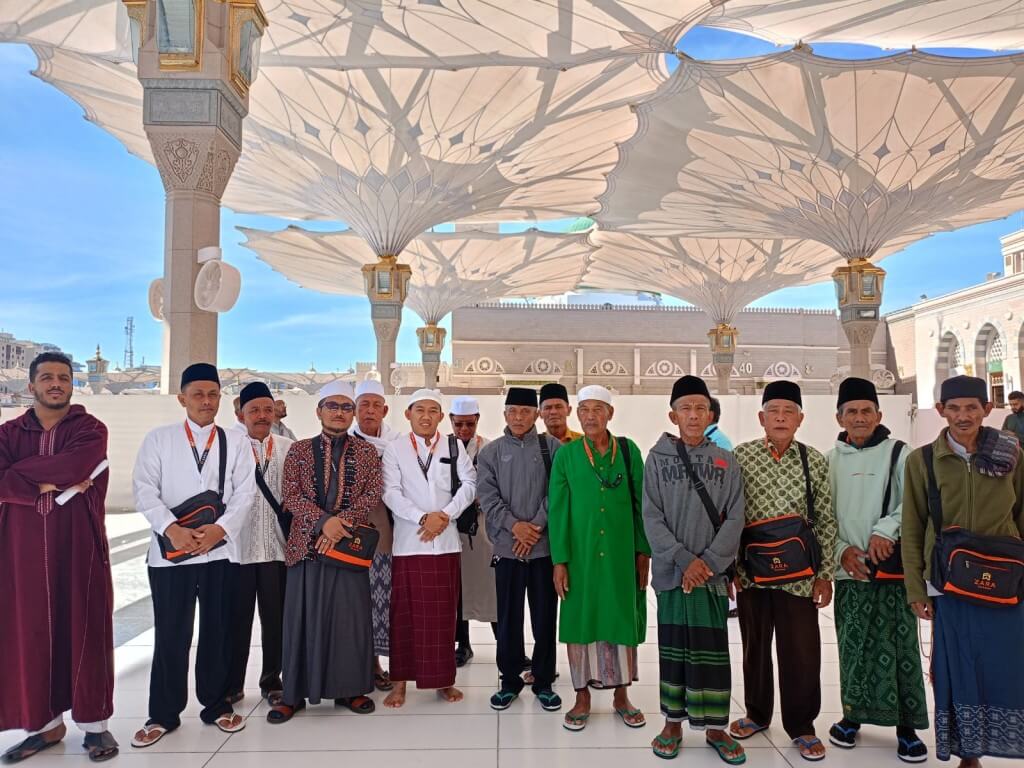 madinah,di masjid nabawi