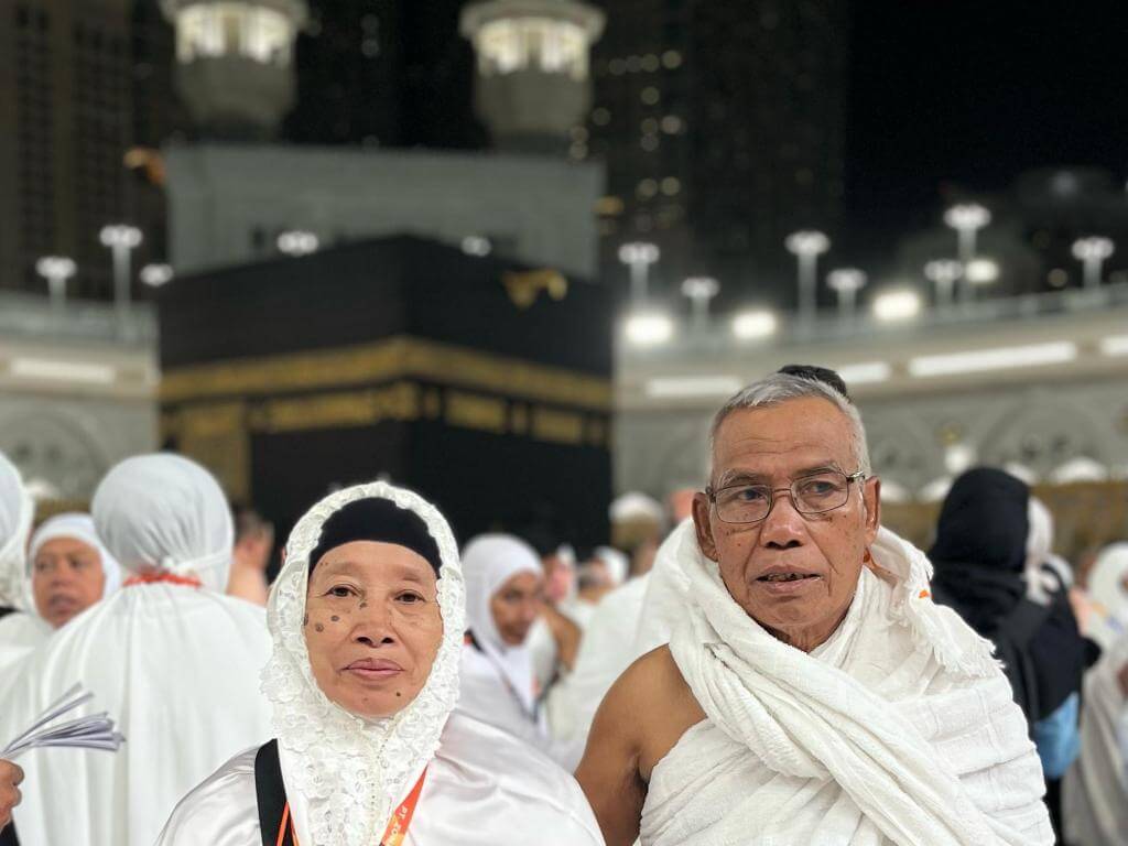 UMRAH APRIL