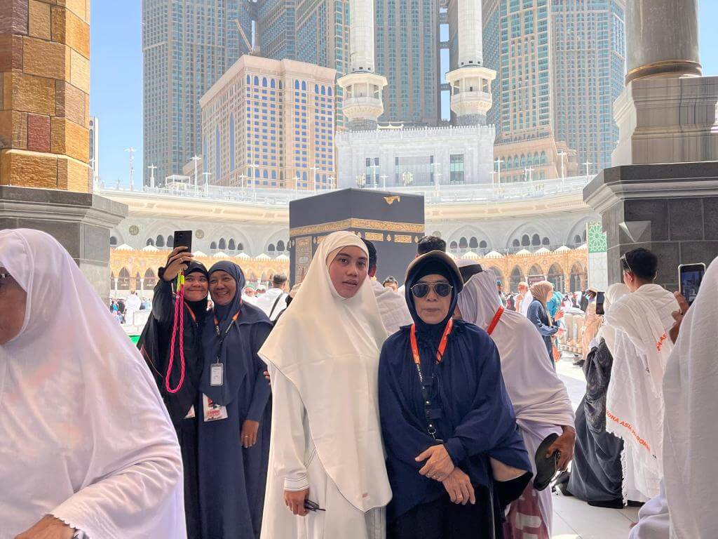 UMRAH APRIL