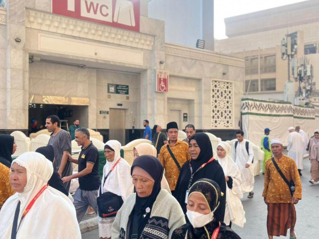 UMROH ZARA TOUR & TRAVEL