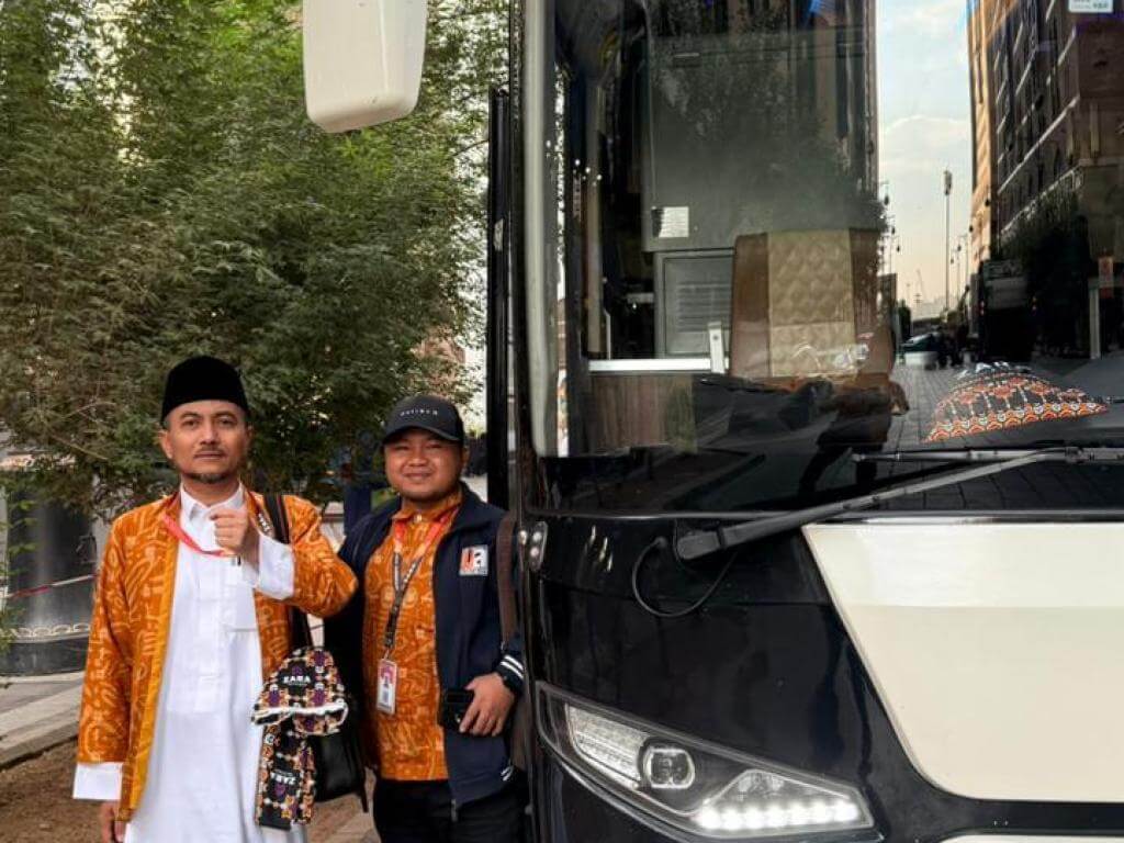 UMROH ZARA TOUR & TRAVEL