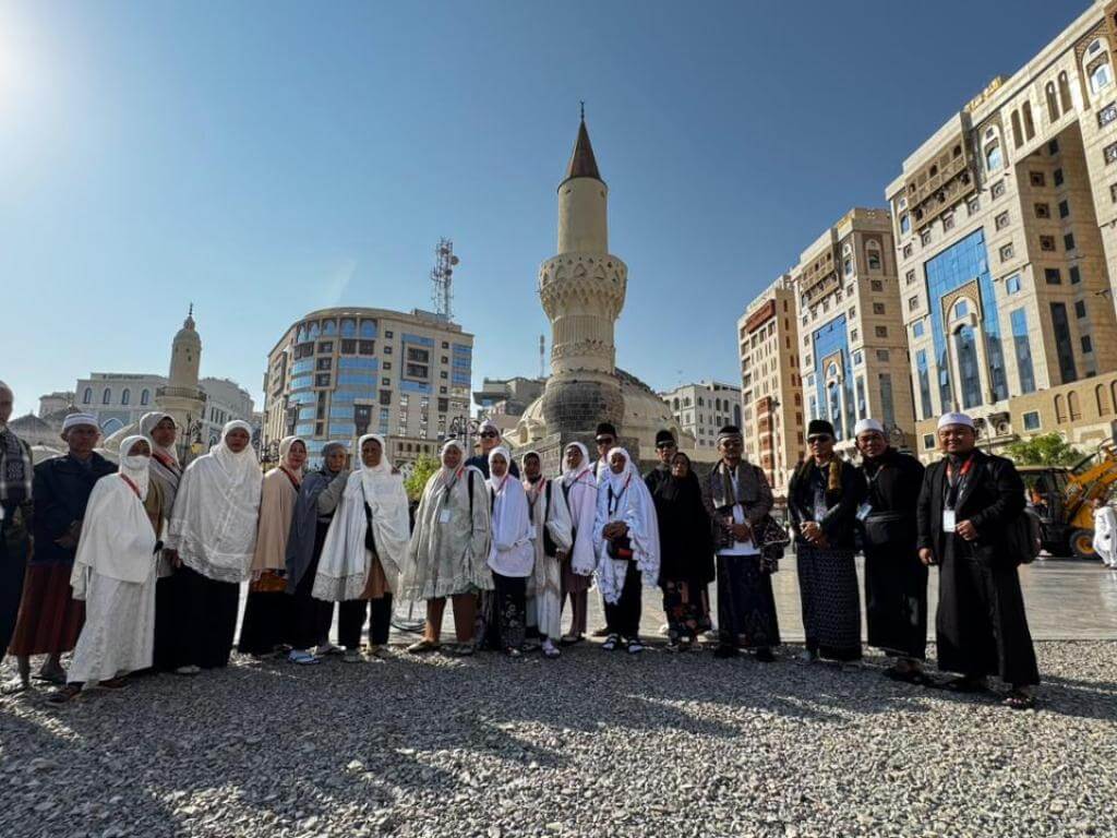 UMROH ZARA TOUR & TRAVEL