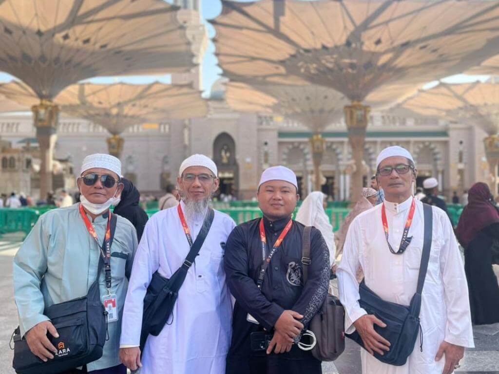 UMROH ZARA TOUR & TRAVEL