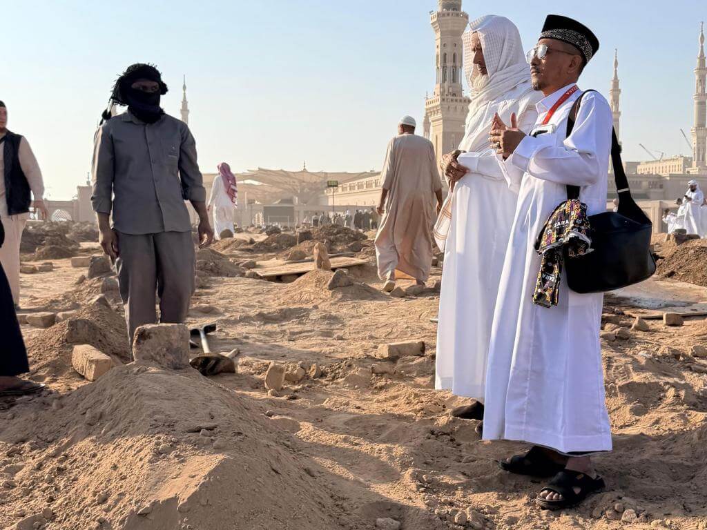 UMROH ZARA TOUR & TRAVEL