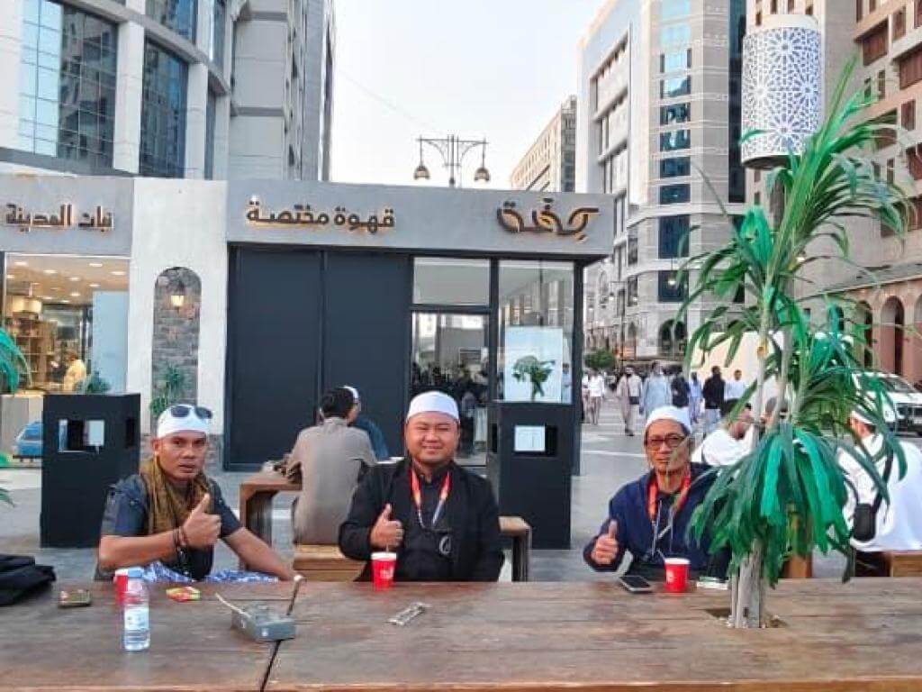 UMROH ZARA TOUR & TRAVEL