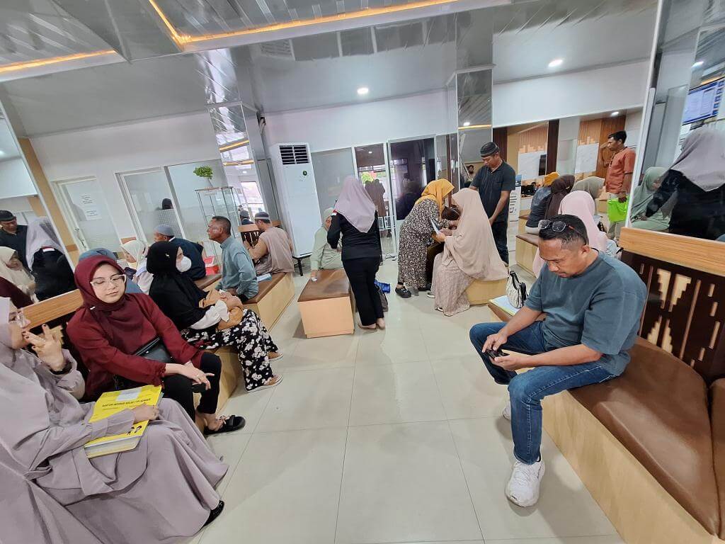 PENGURUSAN PASPOR JAMAAH AL MUKHTAR