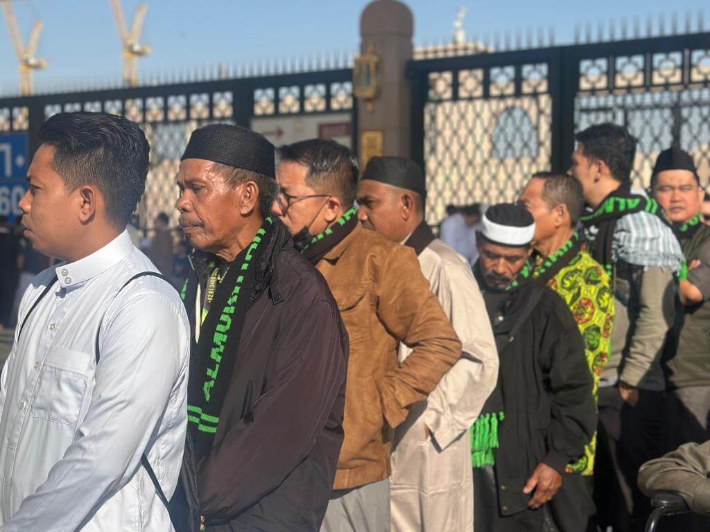 Dokumentasi Jamaah Laki Laki Ziarah Raudah