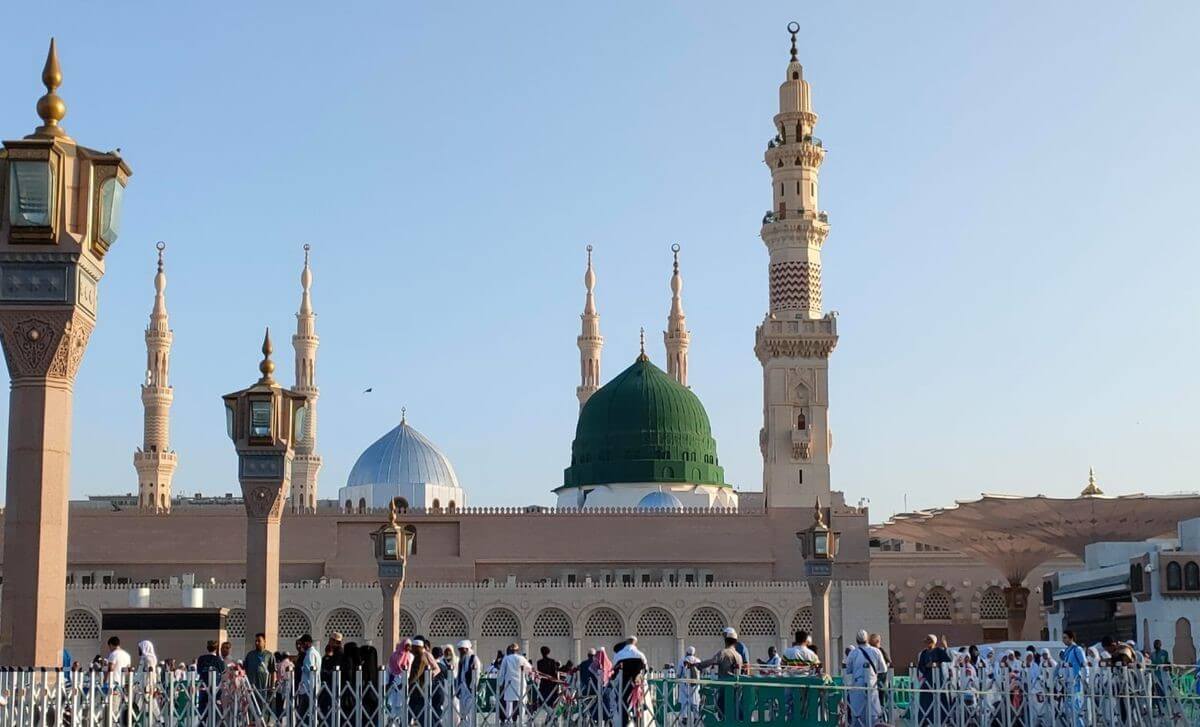 raudhah-di-masjid-nabawi-madinah.jpeg