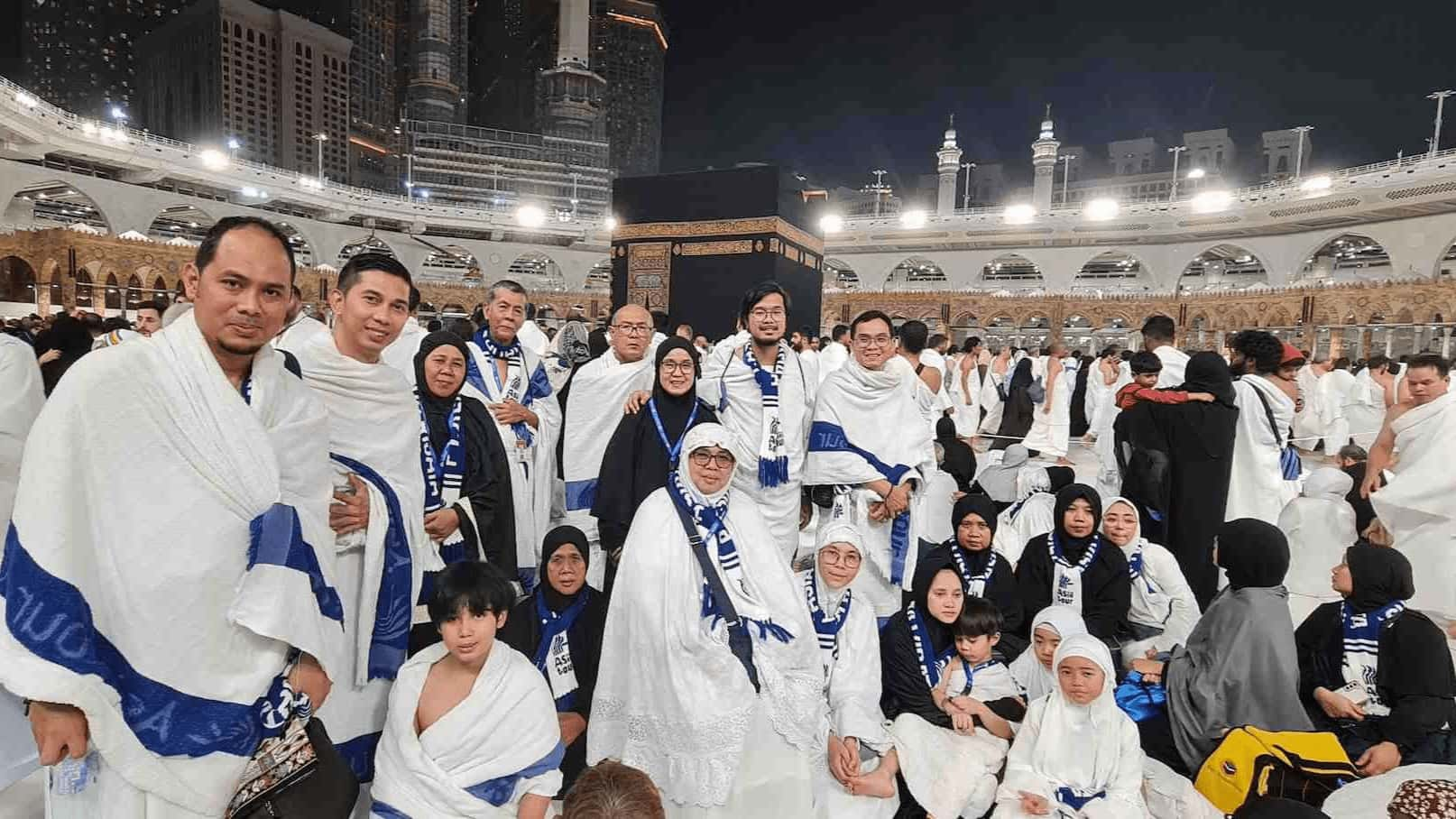 harga-umroh-2-orang-asiatour.jpg