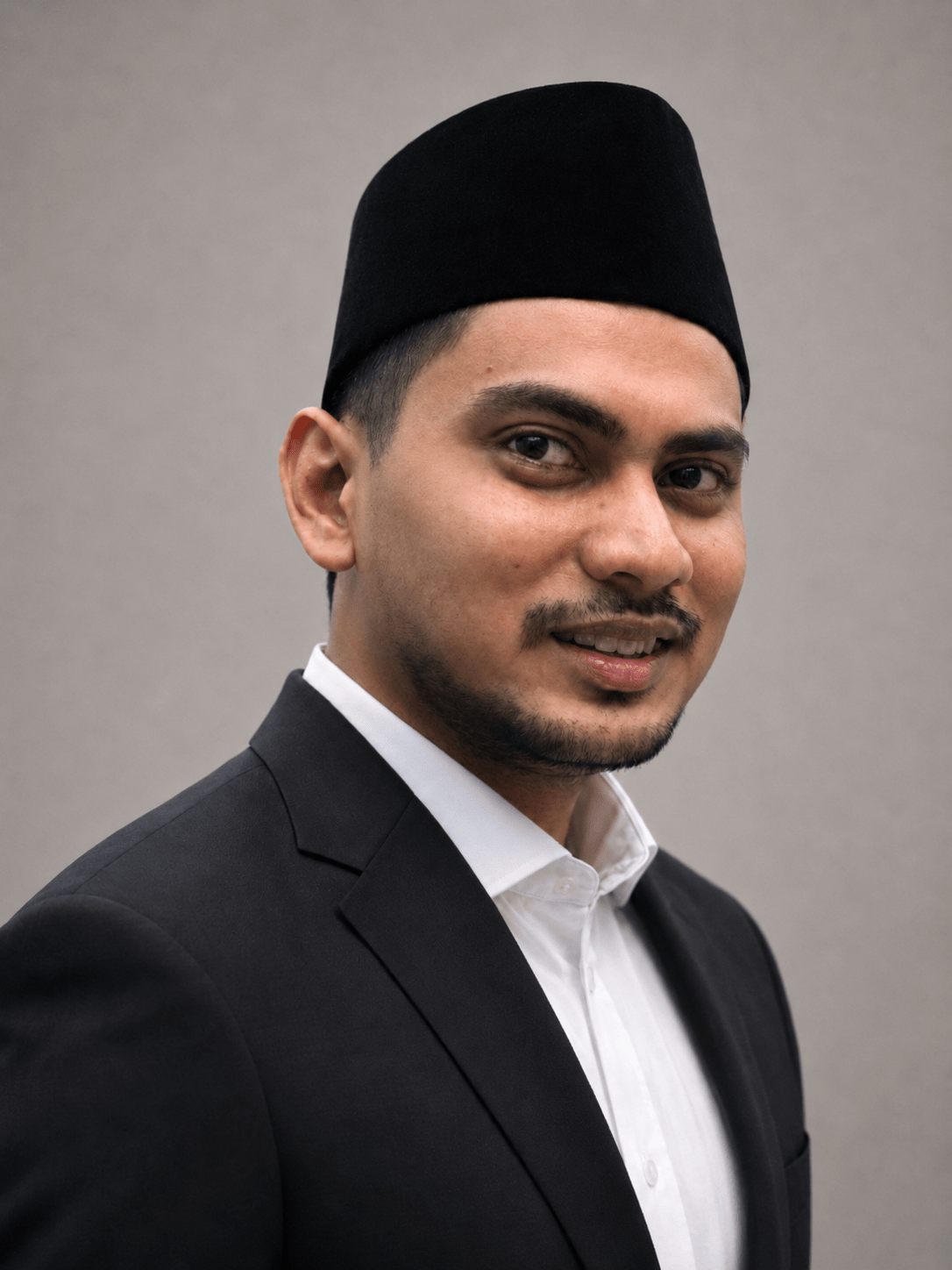 H. Umar Ali Faris, S.Sos, M.M - Direktur Ahlam Travel