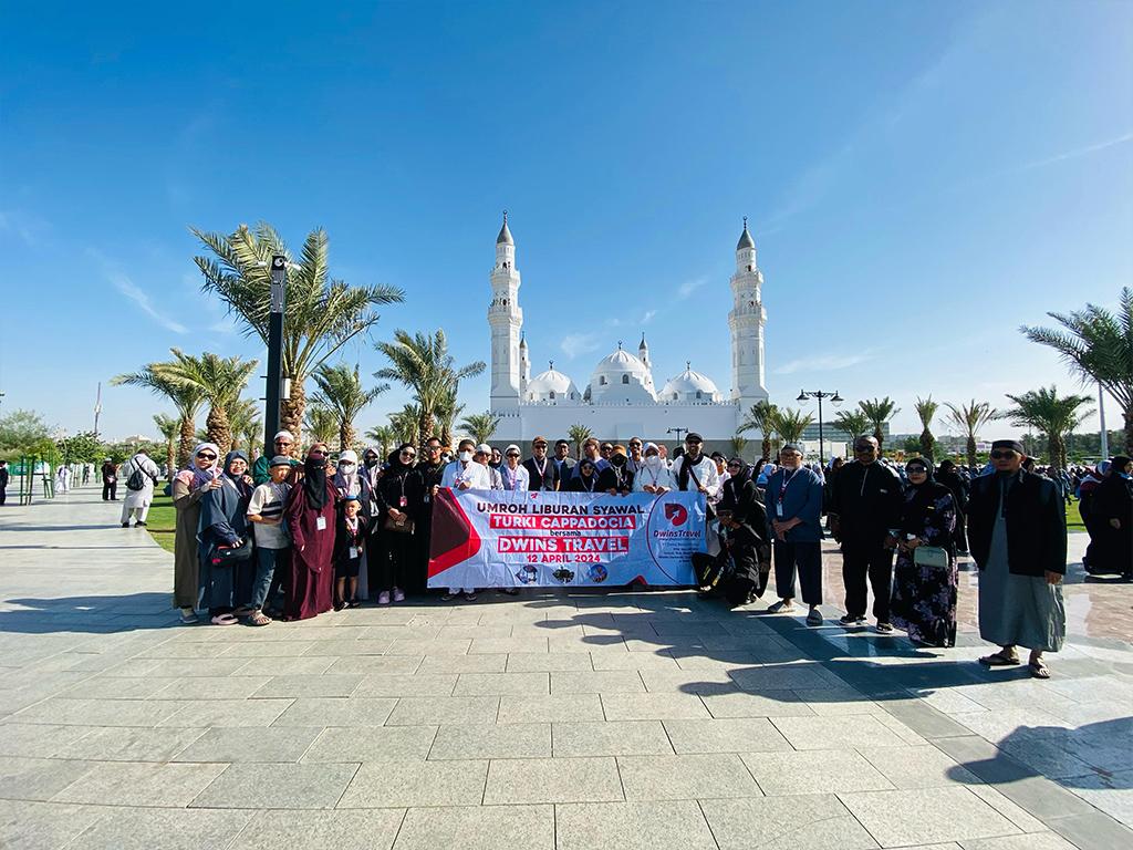 Dokumentasi Keberangkatan Umrah Dwins Travel