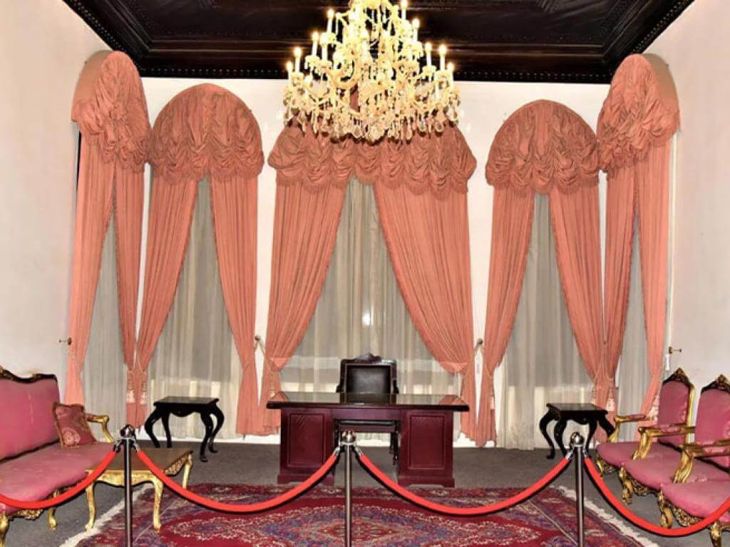 Istana Shubra