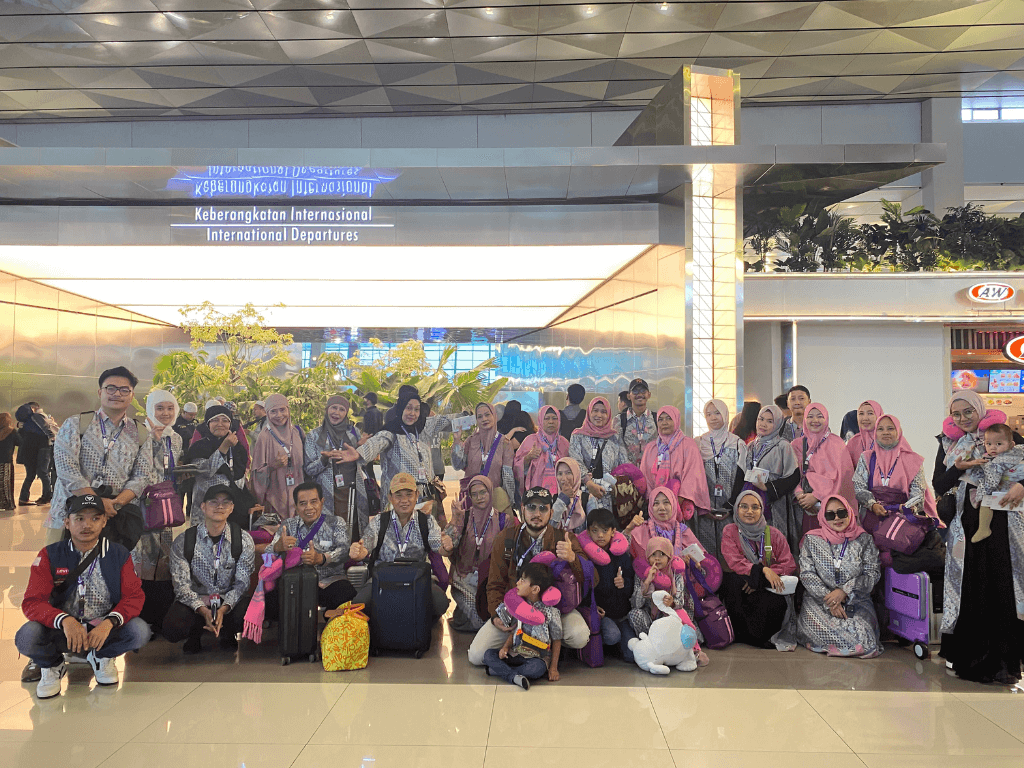 Keberangkatan-Almashyra Tour Travel