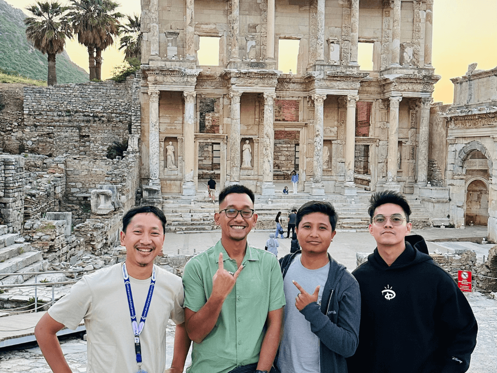 Ephesus-Almashyra Tour Travel