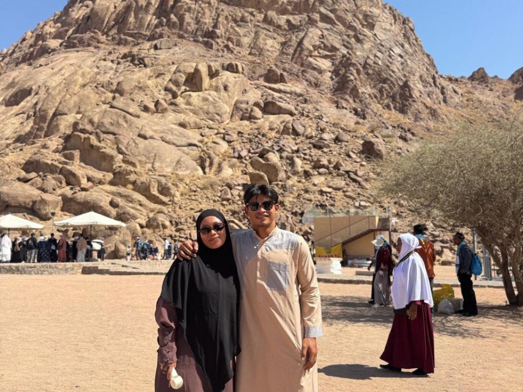 Ammar Tour Umroh+Dubai 08 Juni 2026