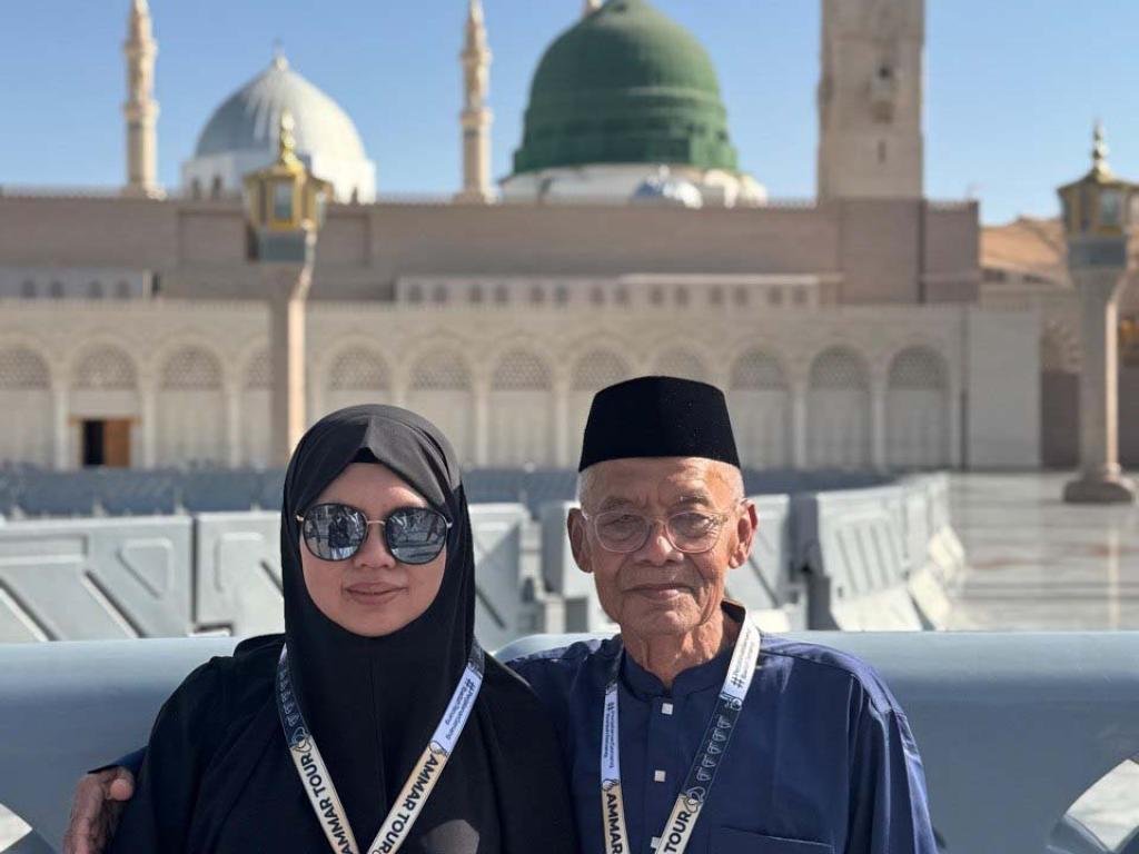 Ammar Tour Umroh+Dubai 08 Juni 2026