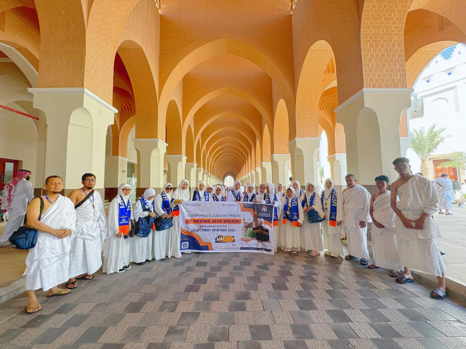 medinatourandtravel.com