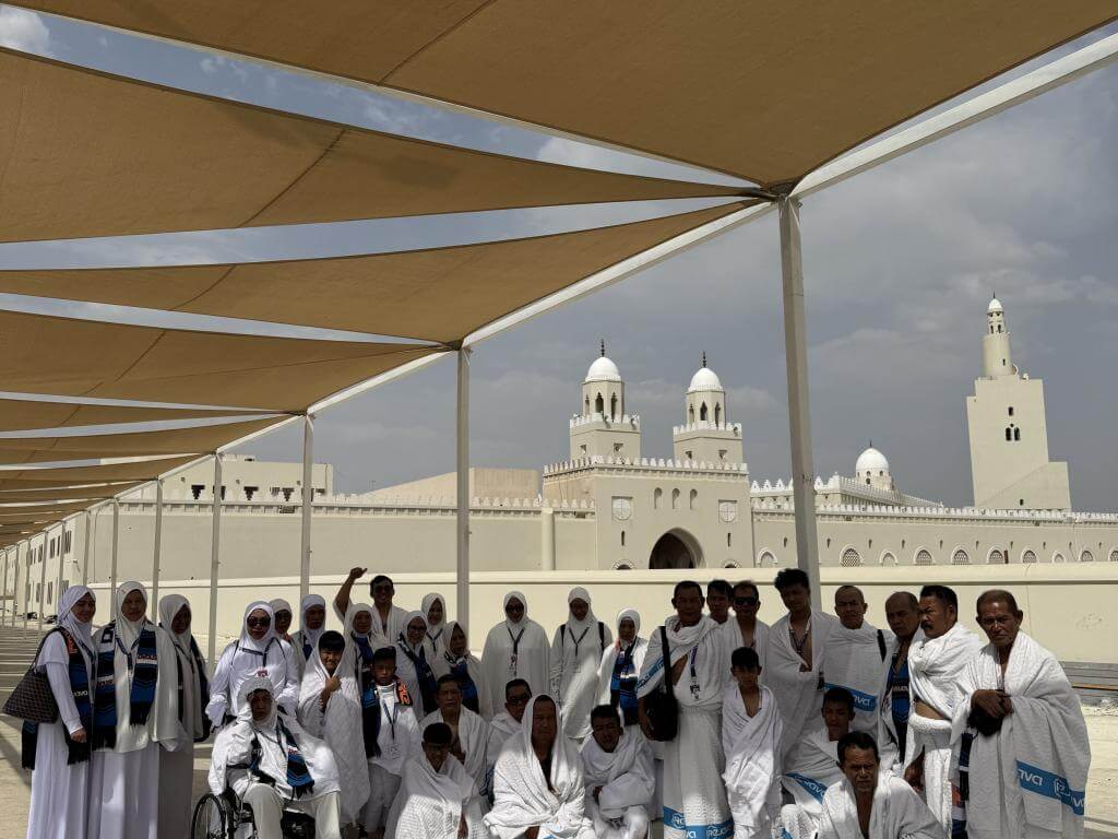 AMbil Miqat di Masjid Bir Ali