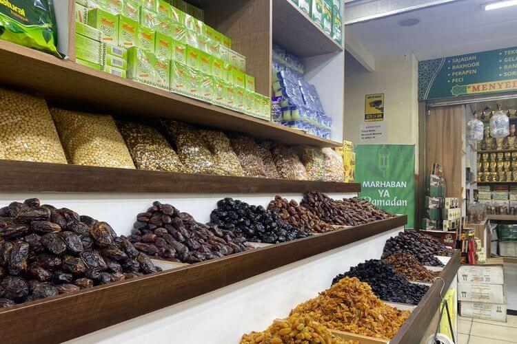 Oleh-Oleh Umroh dan Haji Antimainstream untuk Keluarga.jpg