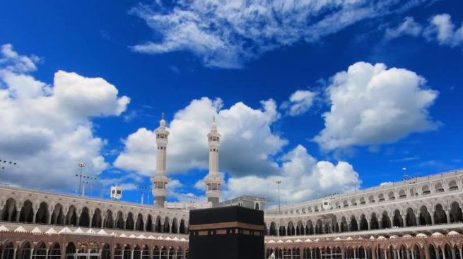 Panduan Lengkap Perbedaan Haji dan Umroh.png