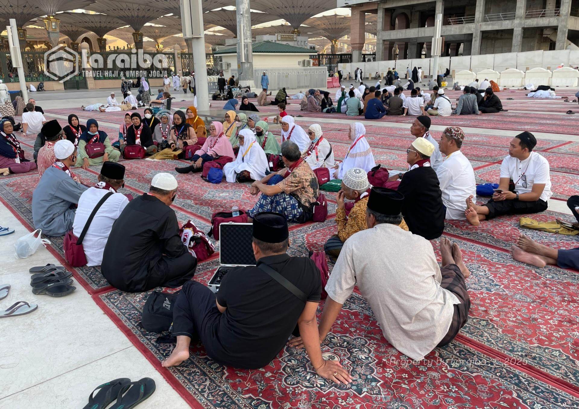 umrah musim dingin tips umrah musim dingin cuaca arab saudi musim dingin persiapan umrah musim dingin waktu terbaik umrah umrah desember januari februari umrah nyaman ibadah di musim dingin 