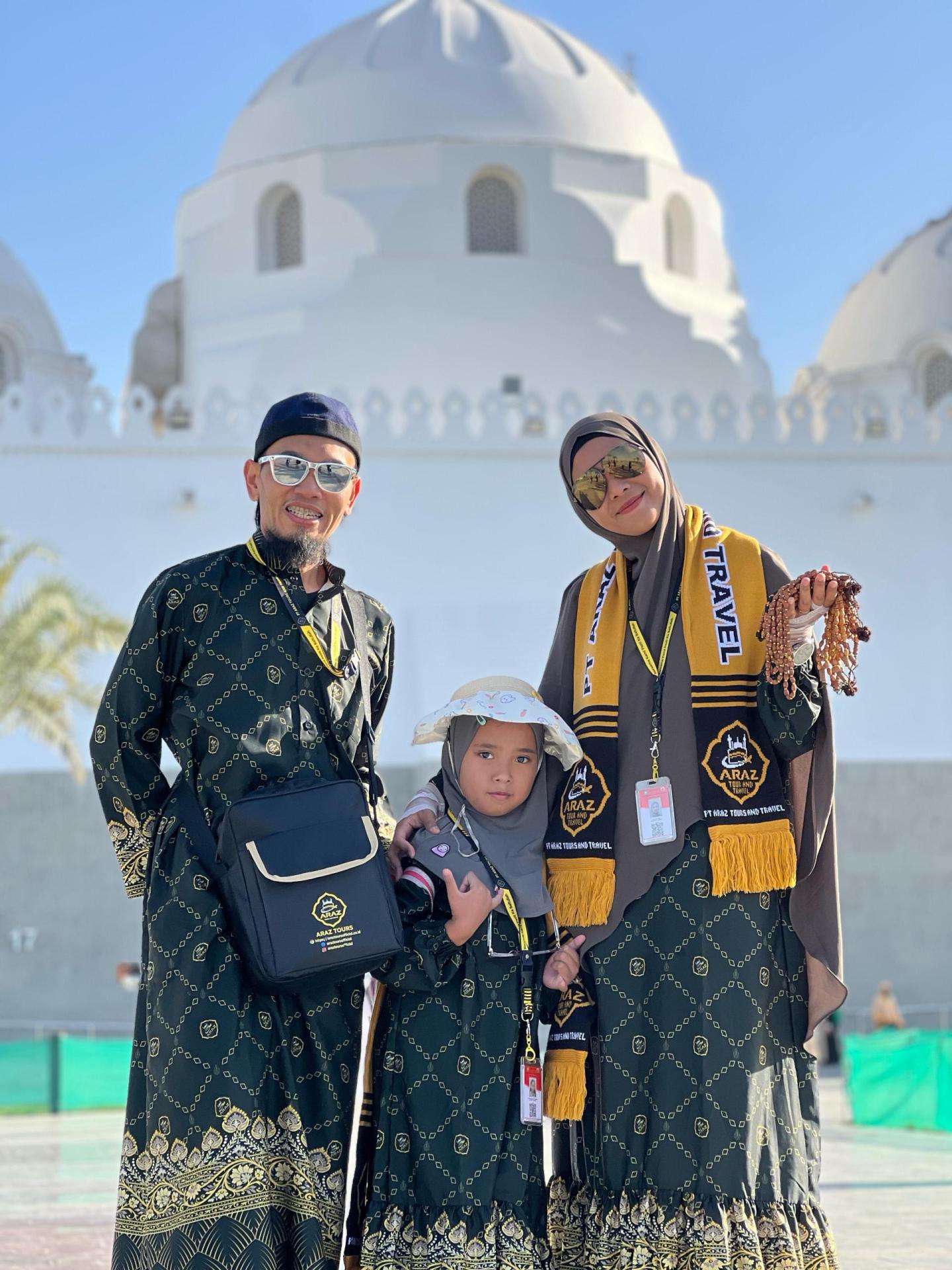 araztoursofficial.co.id