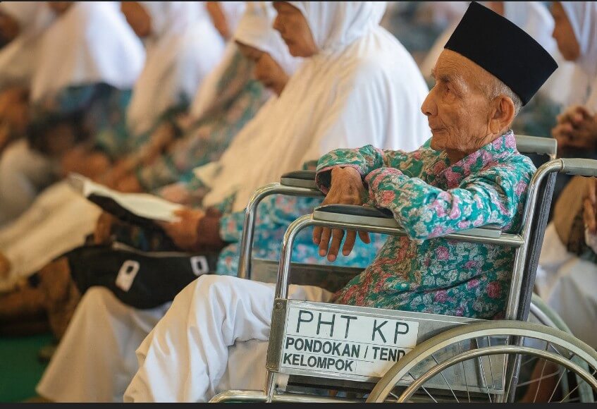 foto jemaah haji lansia.jpg
