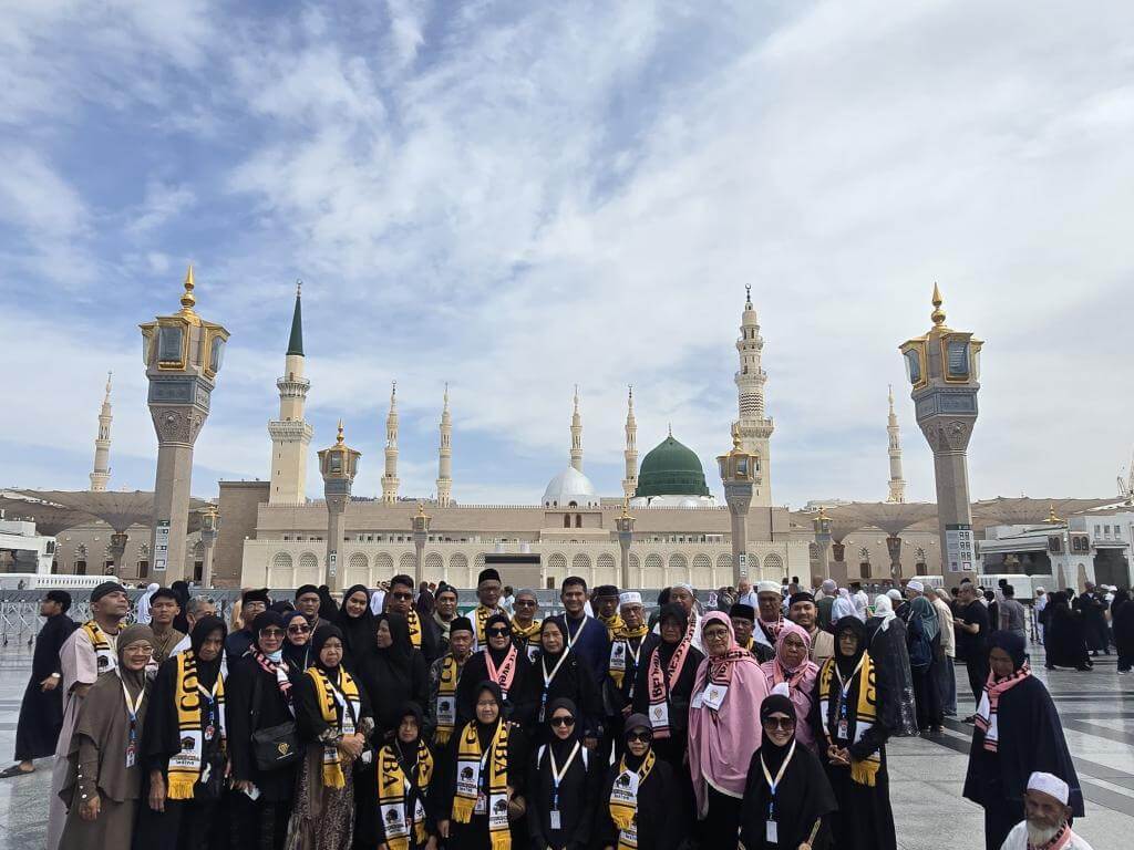 Keberangkatan 4 april 2025