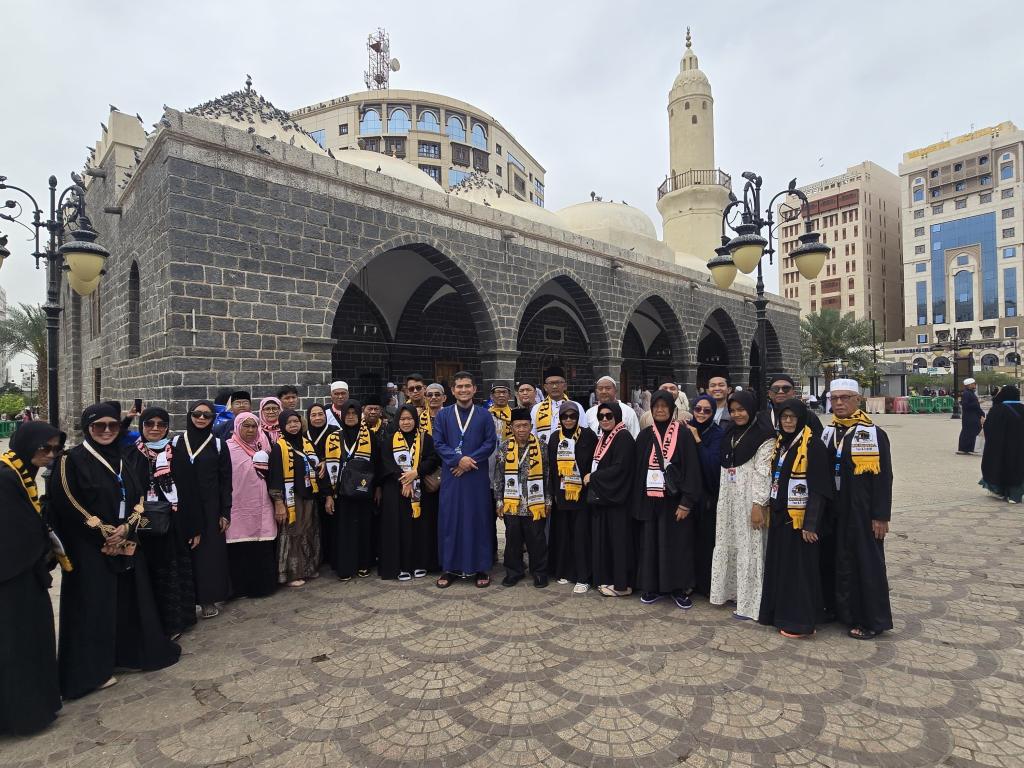 Keberangkatan 4 april 2025