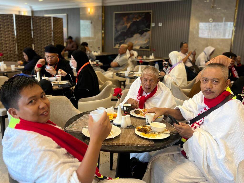 KENANGAN UMROH JAN 25